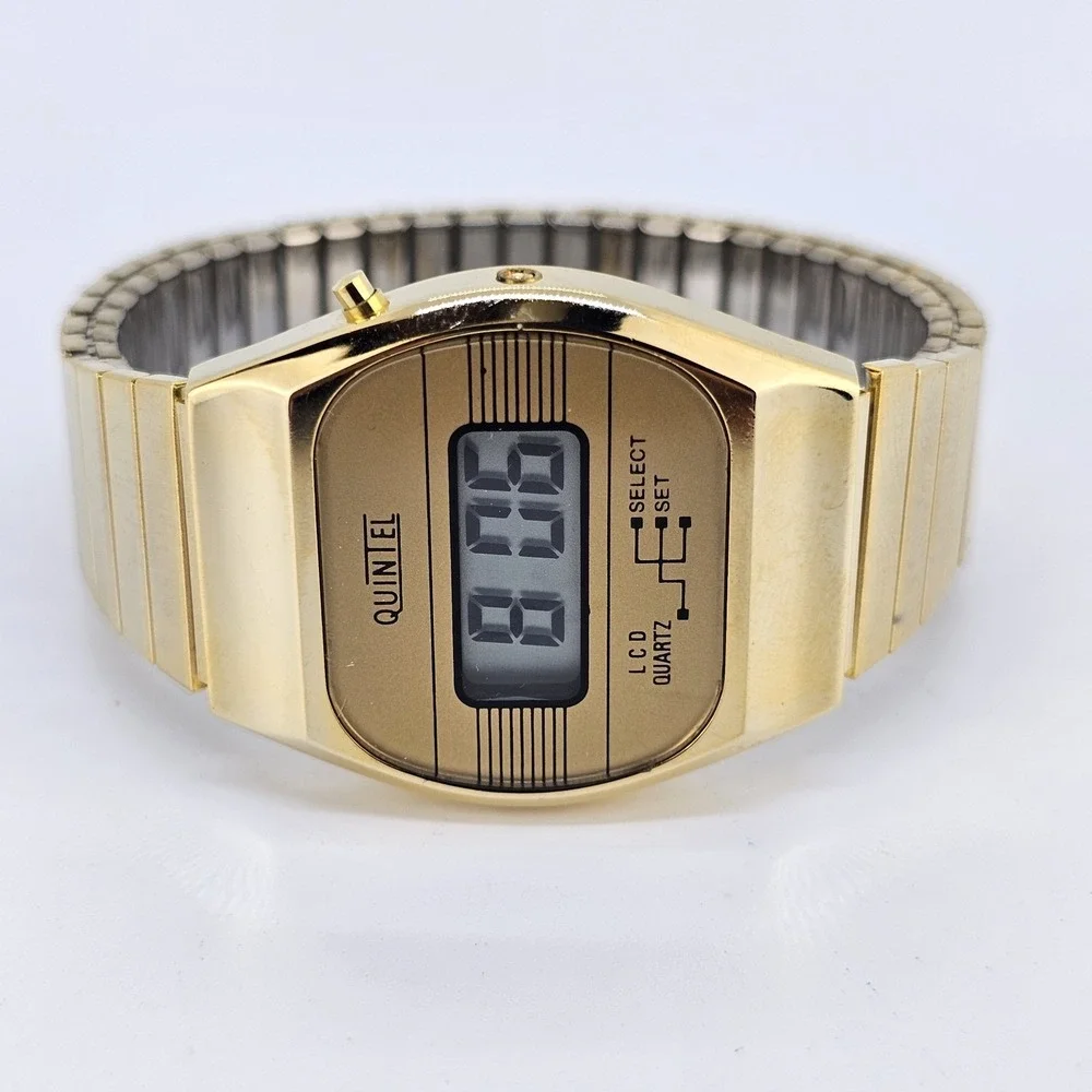 VTG Quintel Digital Unisex Watch 33MM DayDate Gold Expandable Band 6